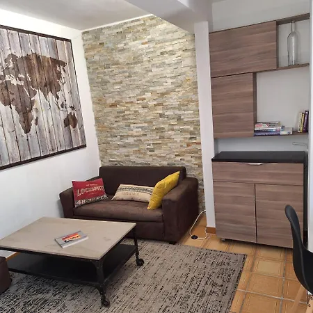 Apartment Calme Et Verdure Pres De La Frejus